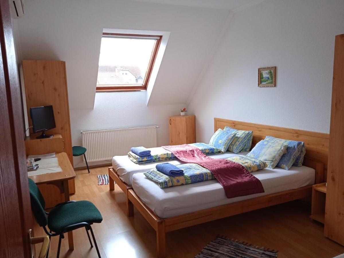 Agria Wellness Guesthouse Eger Eksteriør billede