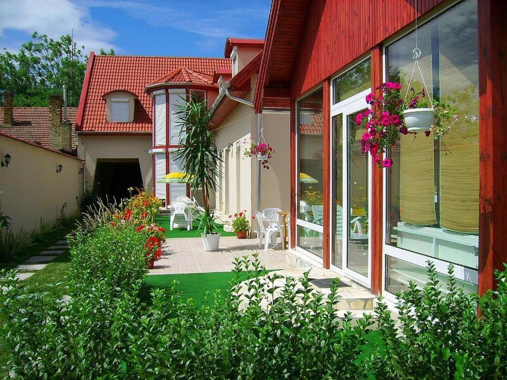 Agria Wellness Guesthouse Eger Eksteriør billede