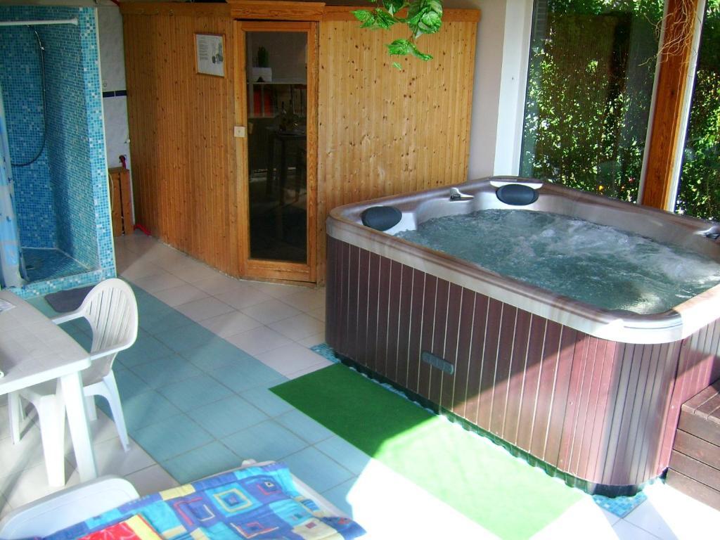 Agria Wellness Guesthouse Eger Eksteriør billede